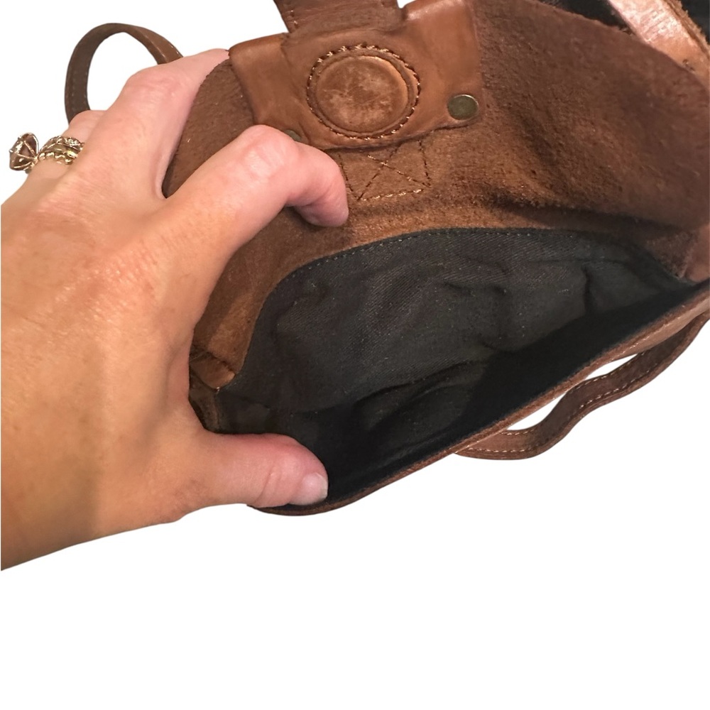 Chic Tan Leather Mini Bag - Picture 5 of 8